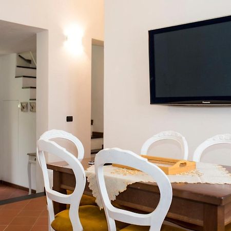 Casa Vacanze Tra Le Mura Levanto Buitenkant foto